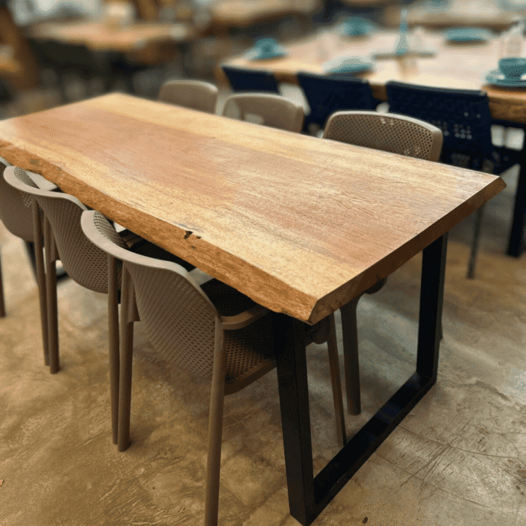 Mesa de prancha costaneira de 2,00 m para jantar com pé de ferro em U